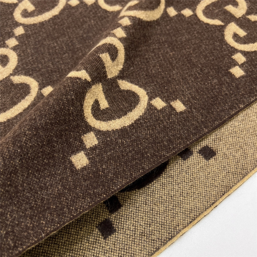 Gvc*1 cashmere gg logo scarf