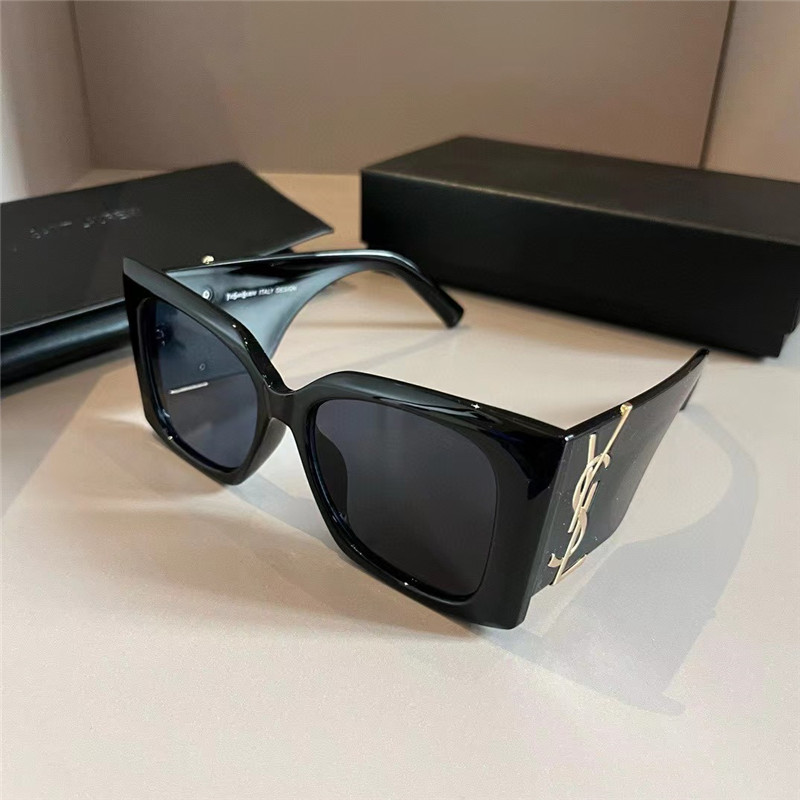 Y51 logo sunglasses