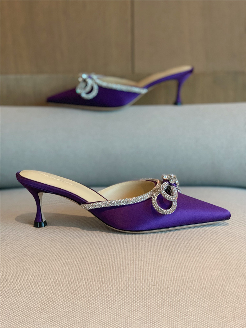 &  Rhinestone bow half drag high heels