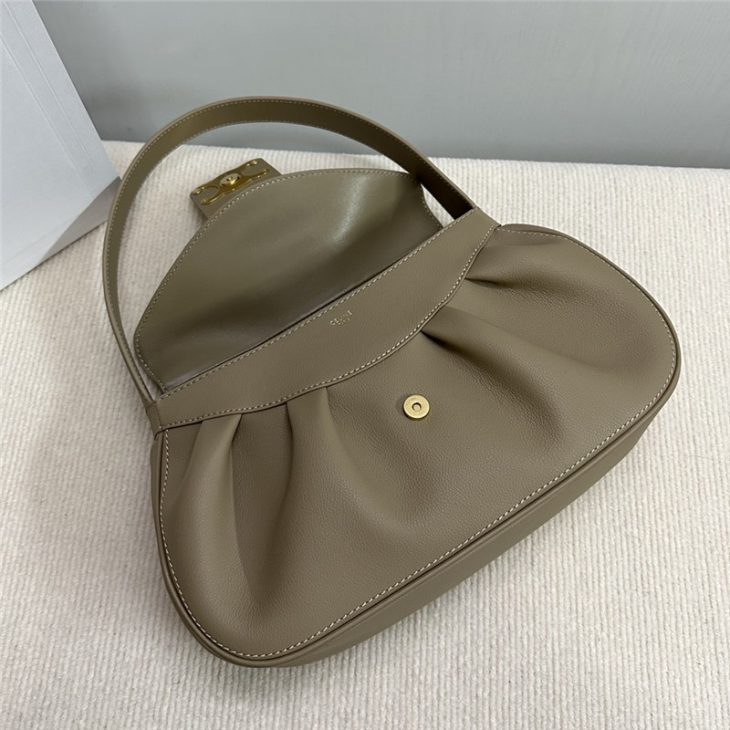 Ce1i*e polly medium leather shoulder bag
