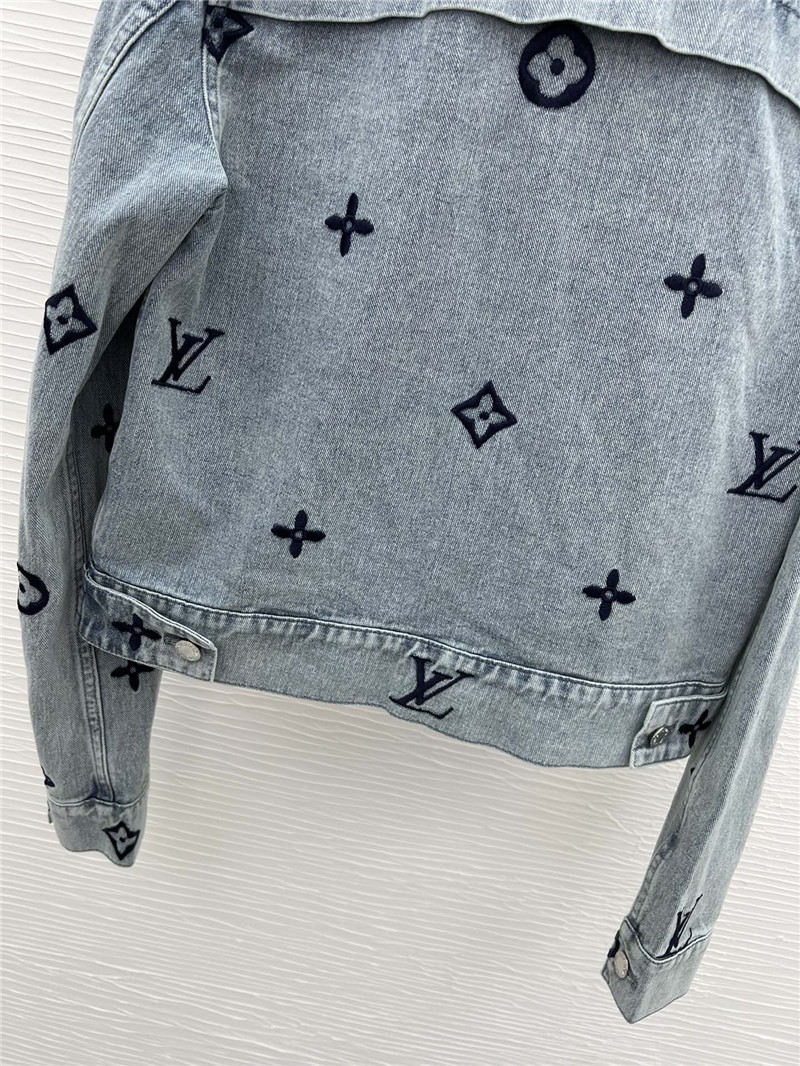 l0vis Vvtt0n lv logo embroidered denim jacket