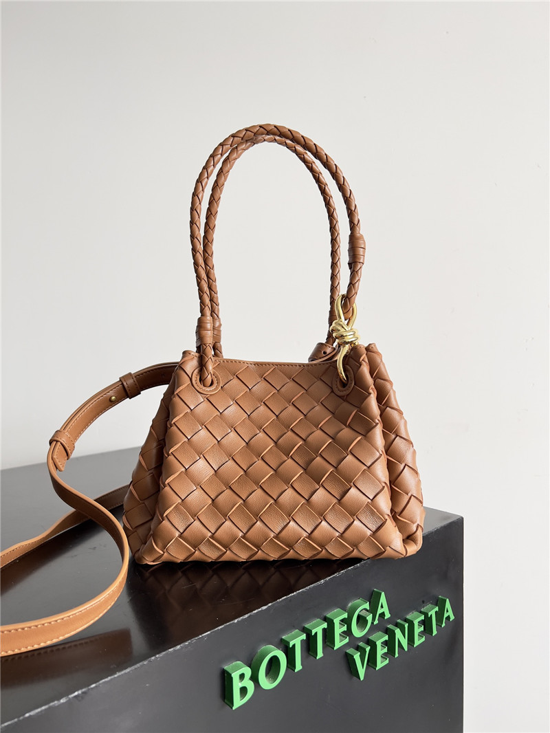 b0tt*ga Ven*ta small andiamo parachute bag in apricot