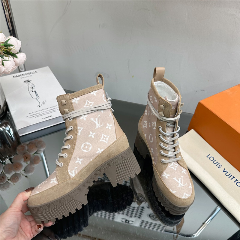 l0vis Vvtt0n suede calfskin monogram desert boots