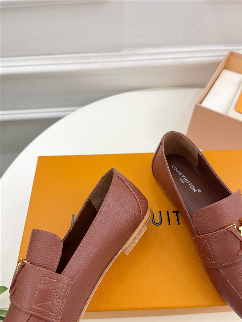 l0vis Vvtt0n lv flat loafers