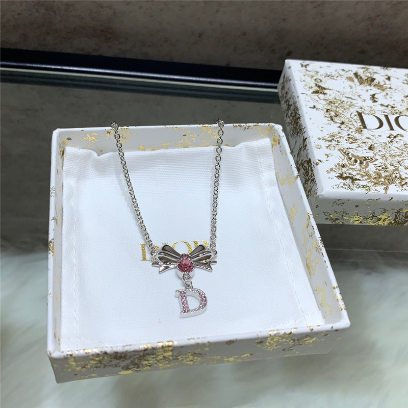 D10r bow pink necklace