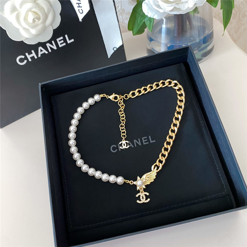 Ch**el chain pearls wings Ch**el necklace