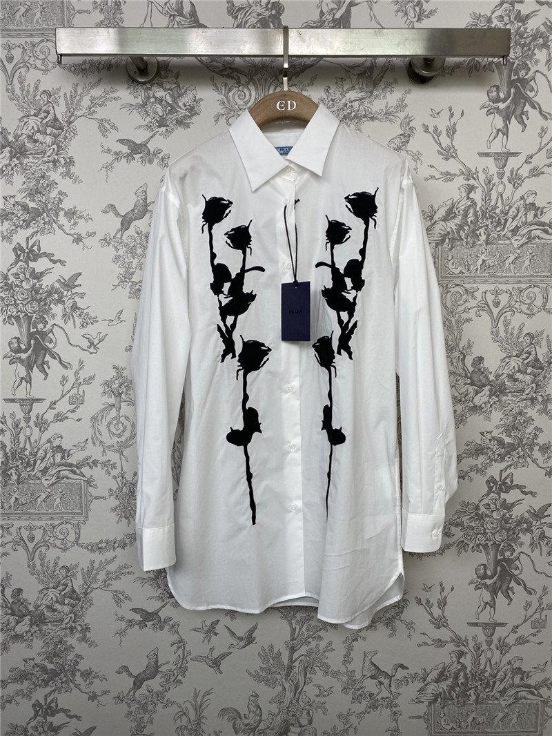 Pra*a early spring new shirt