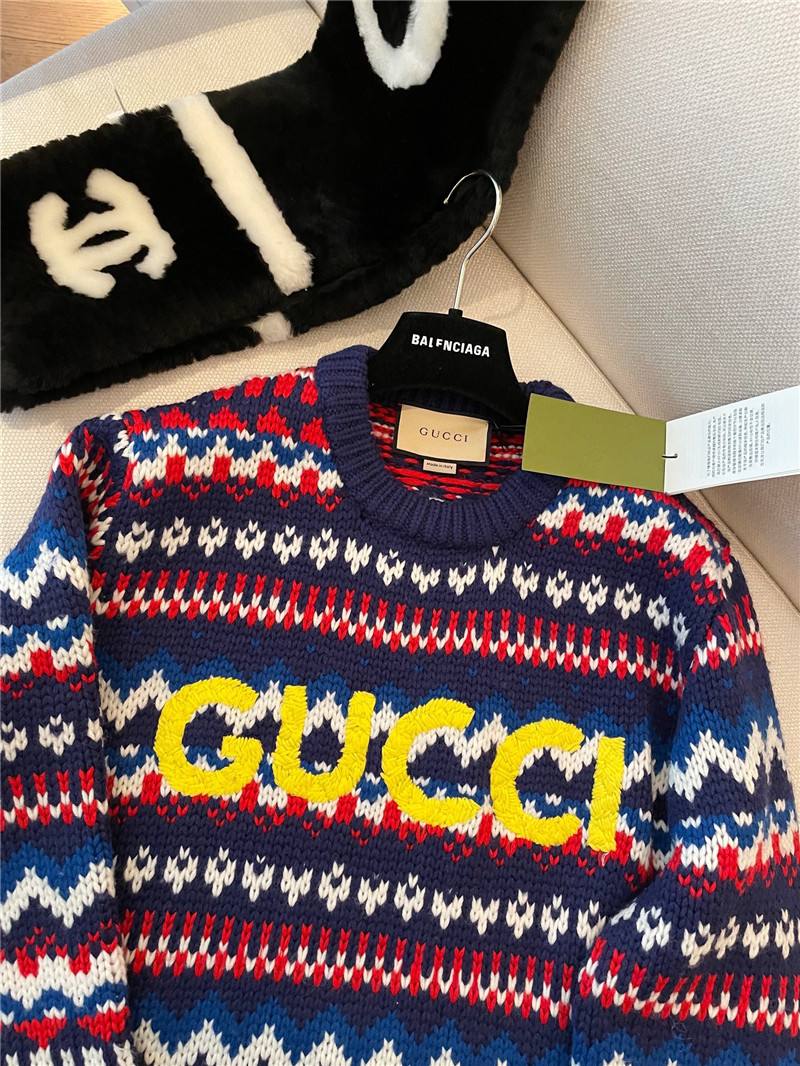 Gvc*1 logo multicolor wool sweater