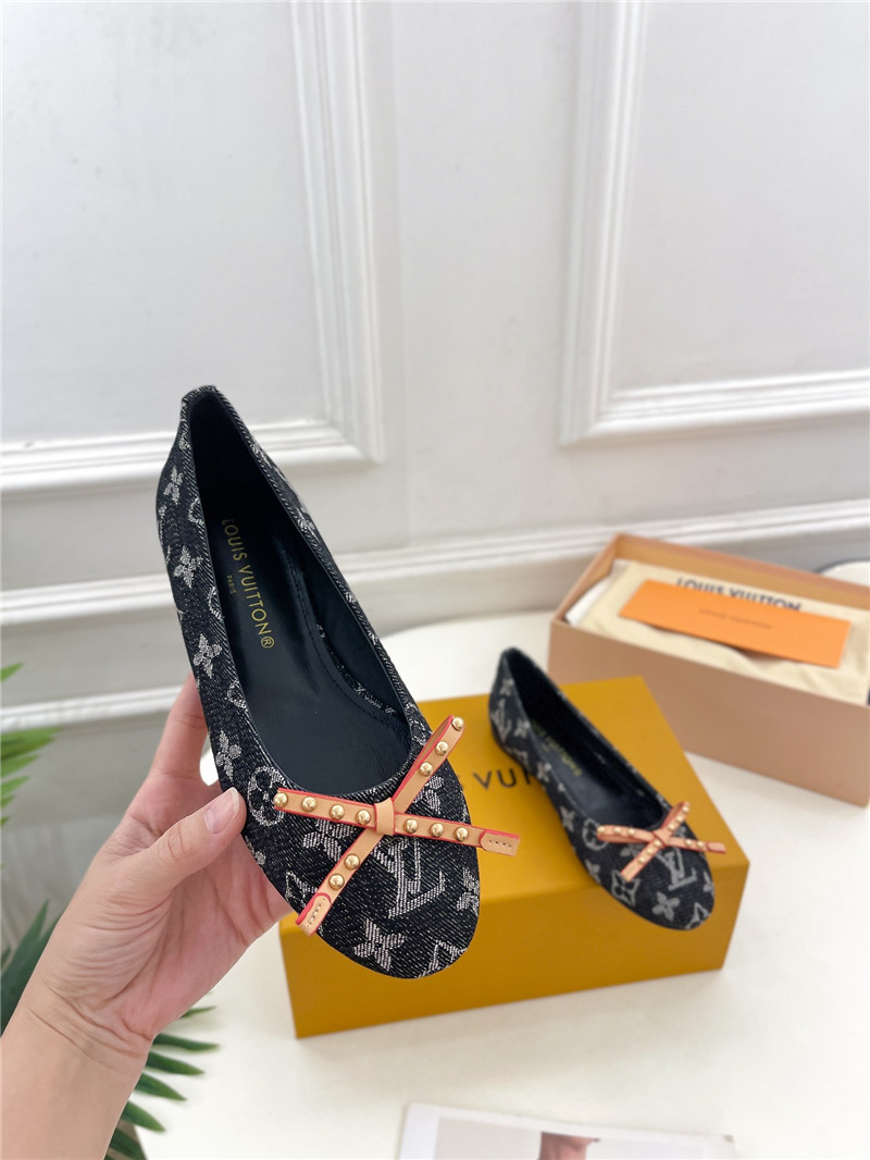l0vis Vvtt0n lv round toe bow rivet ballet shoes