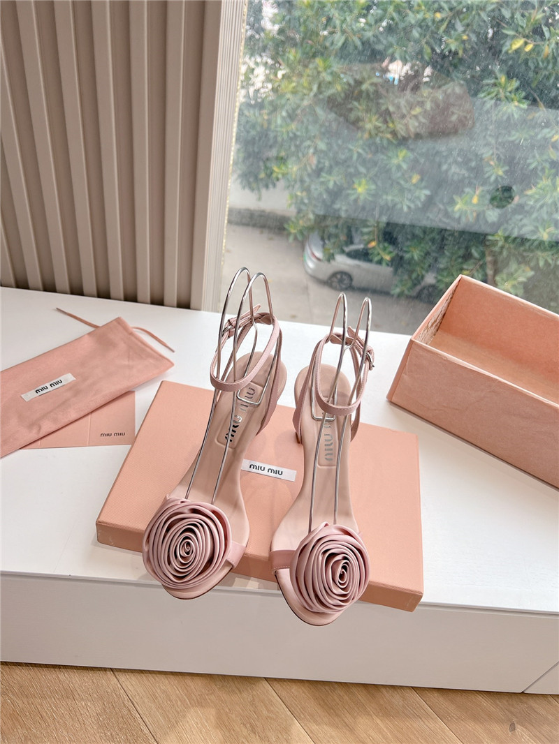 M1um1u rose high heels