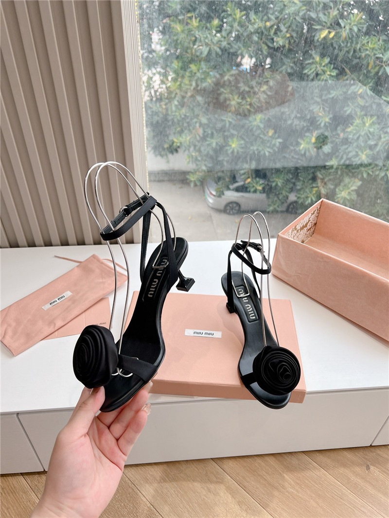 M1um1u rose high heels