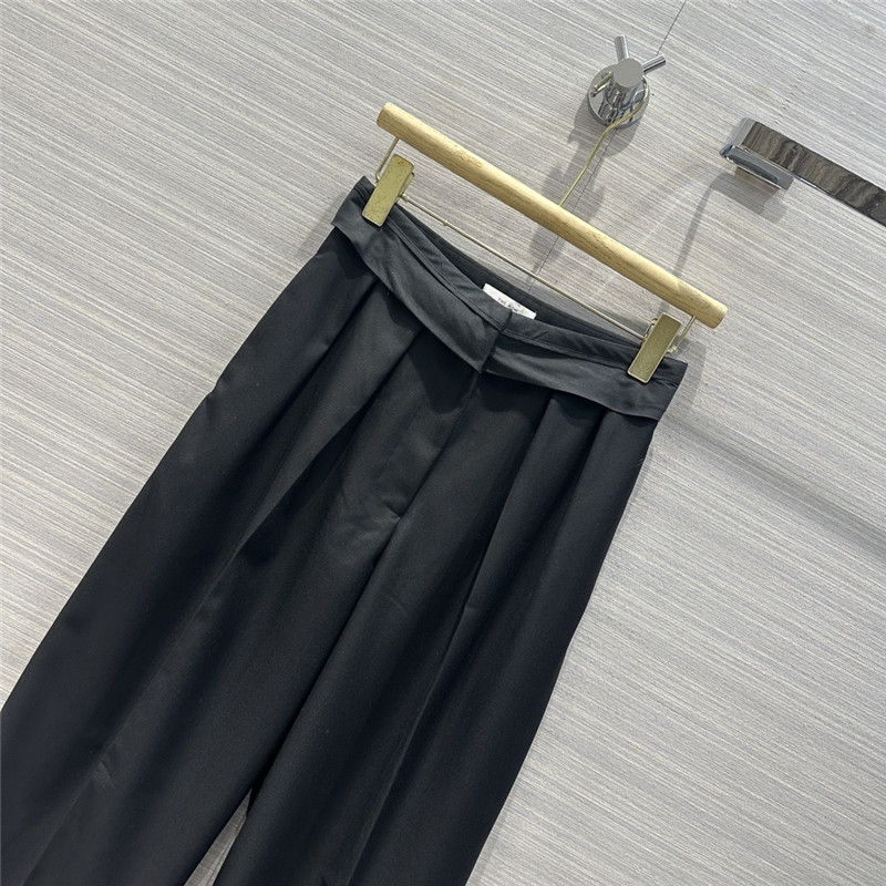 The R0w high-end trousers