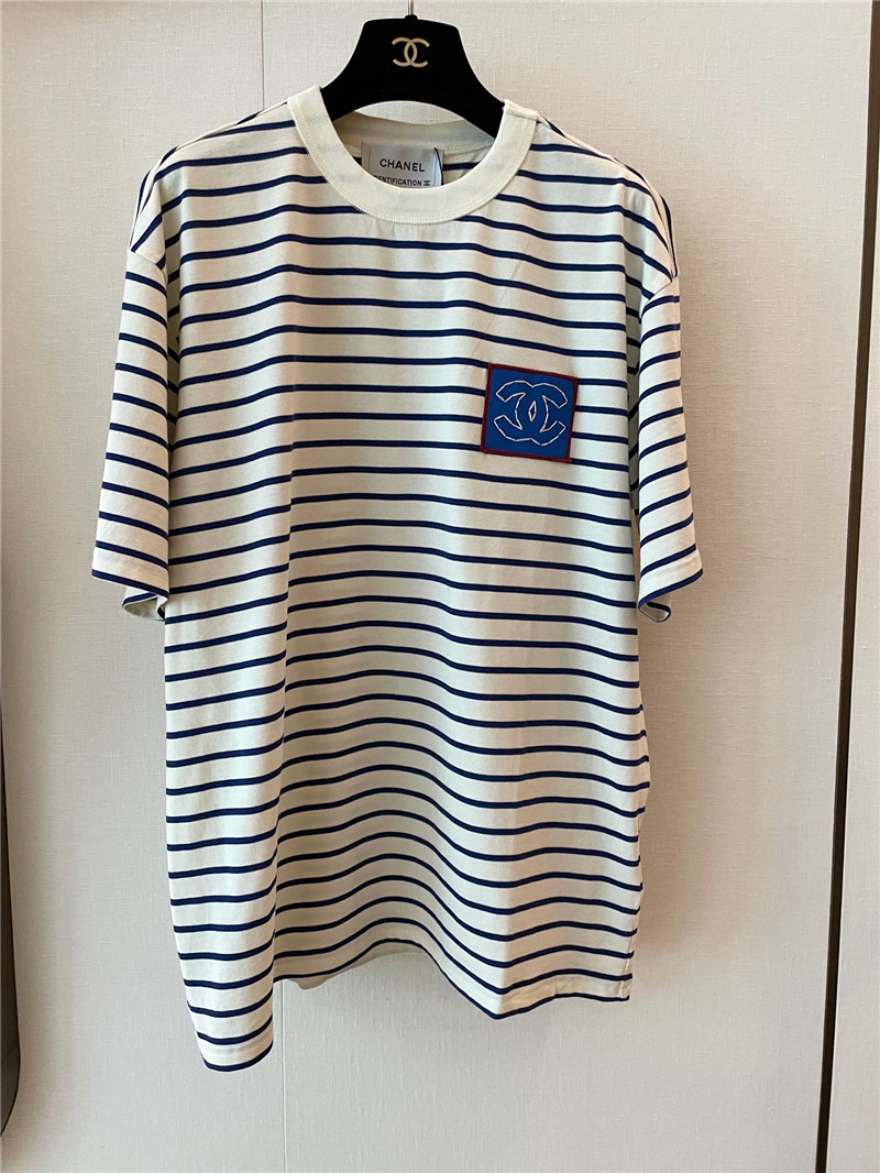 Ch**el new secondhand boyfriend style t-shirt