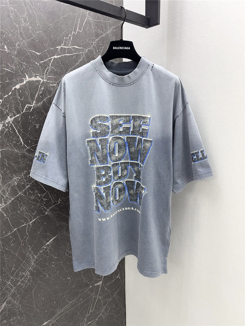 Ba1en*iaga distressed short sleeve t-shirt