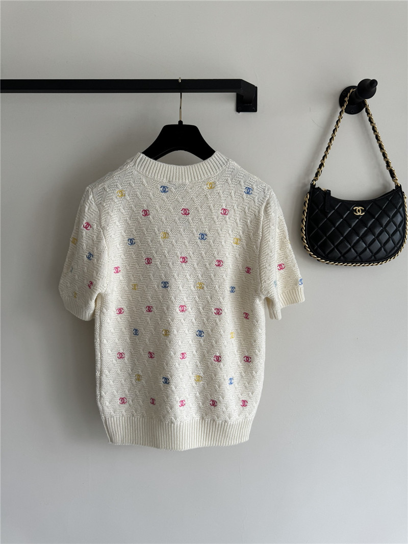 Ch**el colorful logo knit t-shirt white