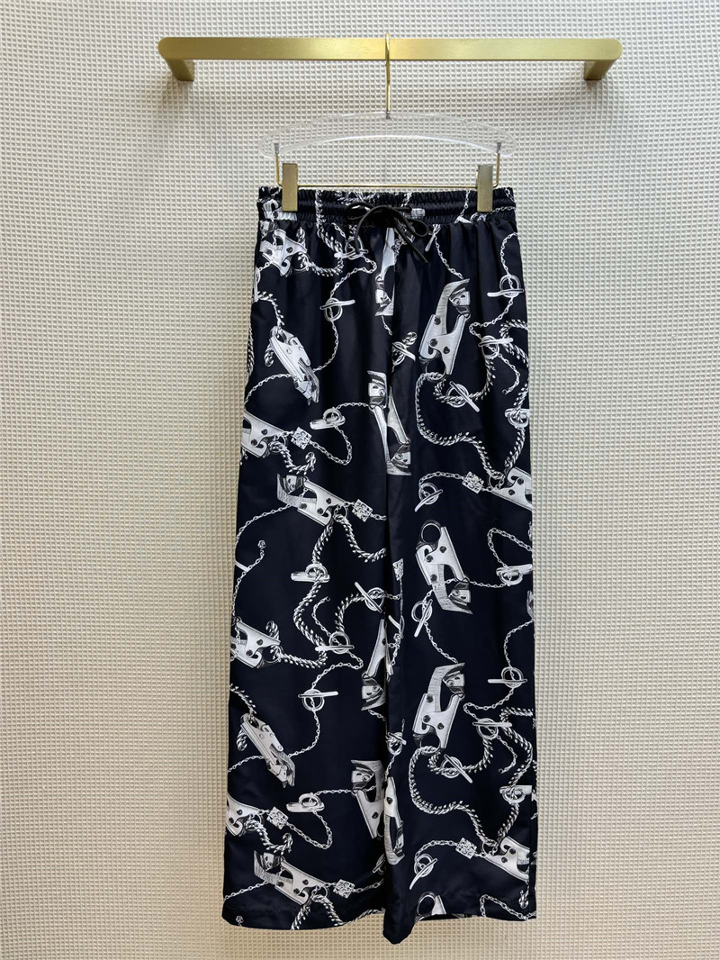 Bv*b*rry printed pattern wide-leg pants