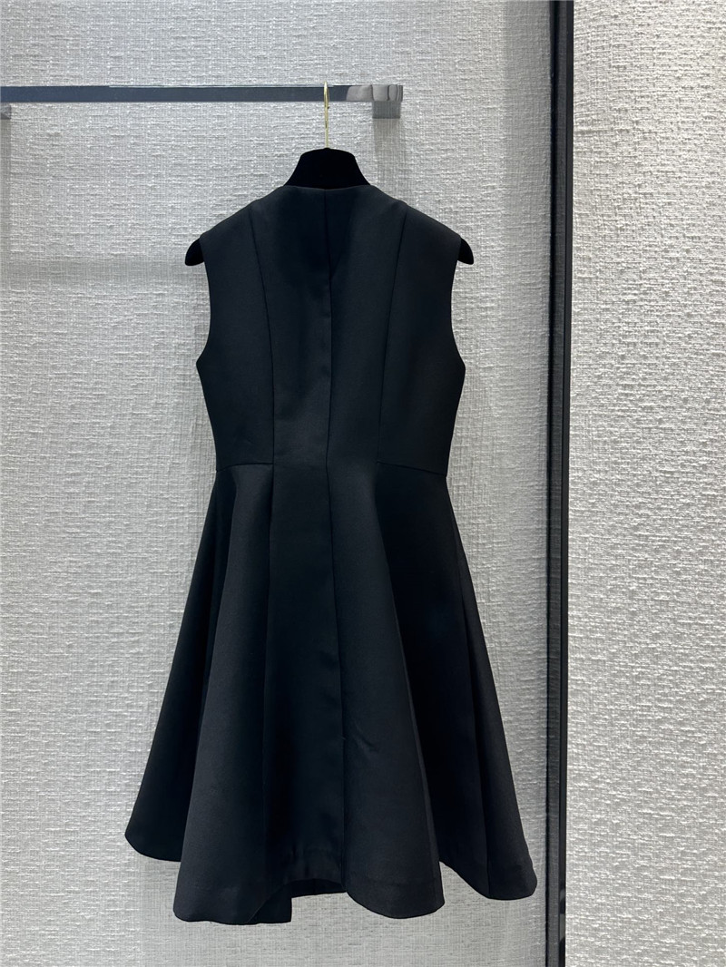 l0vis Vvtt0n lv vest dress replica designer clothes