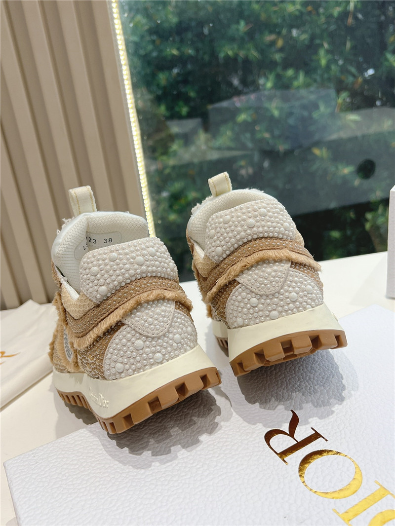 D10r c’est sneakers for women