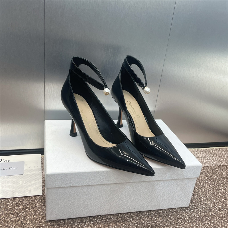 D10r pearl hoop strap women’s shoes best replica shoes website