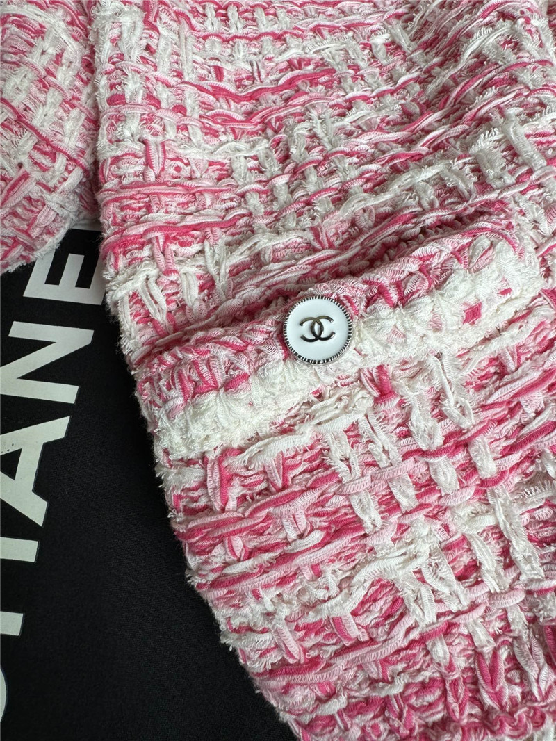 Ch**el fringed check knit sweater pink
