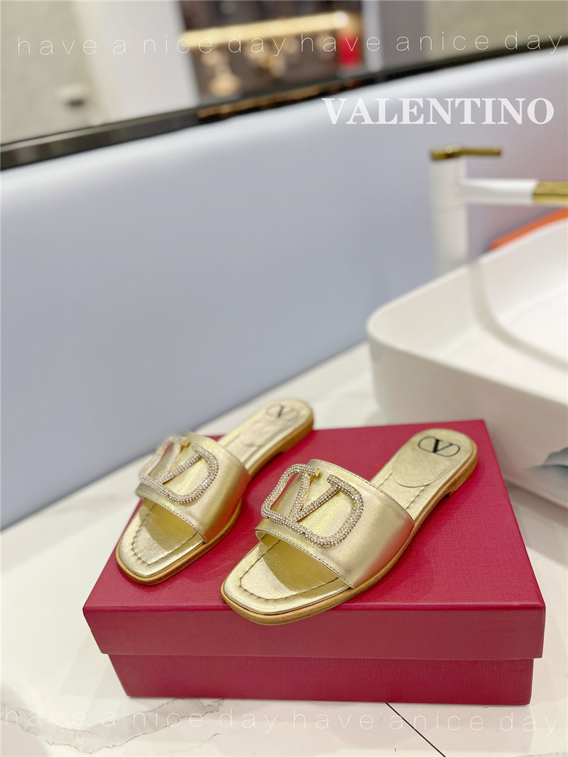 va1e*ntin0 new season slippers Marg*e1a replica shoes