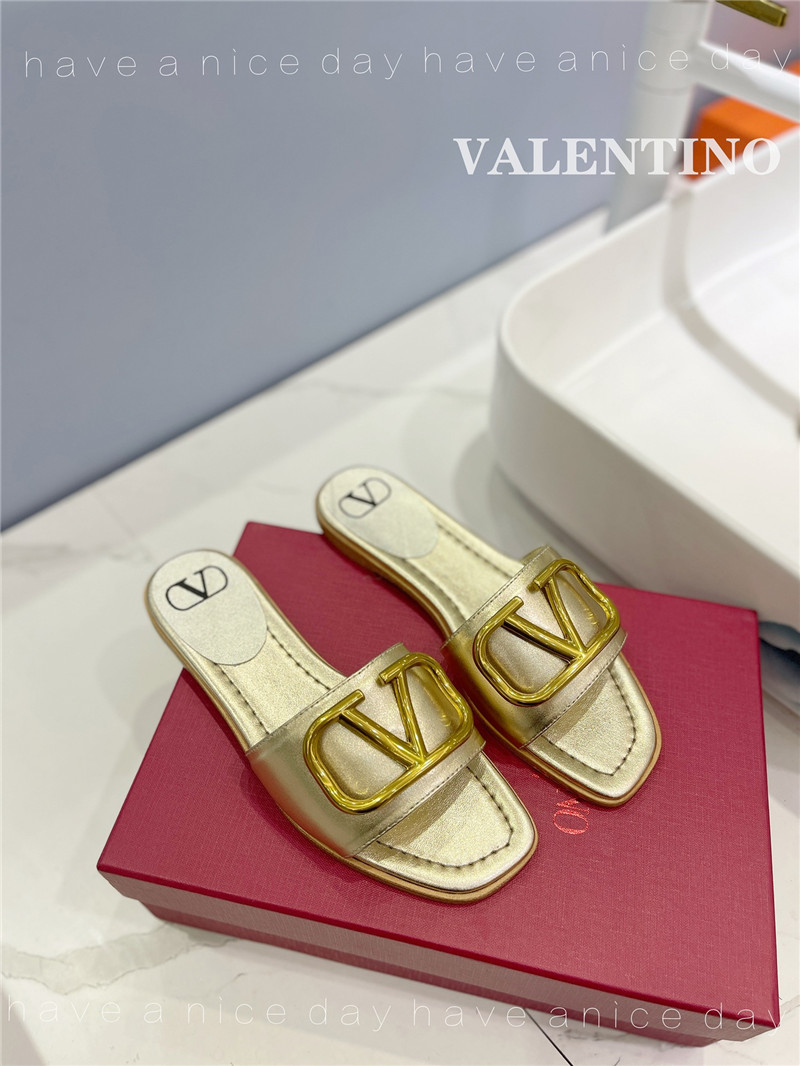 va1e*ntin0 new season slippers Marg*e1a replica shoes