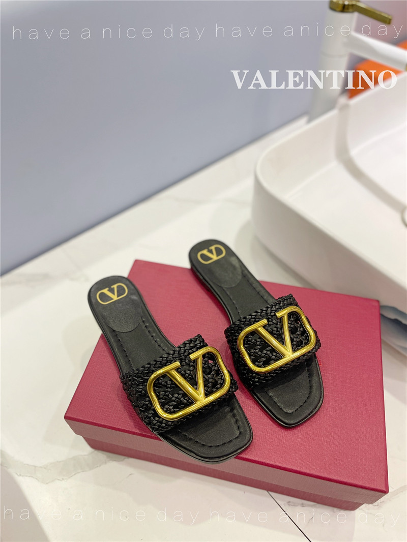 va1e*ntin0 new season slippers Marg*e1a replica shoes