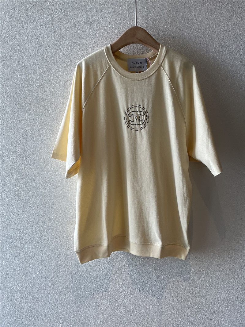 Ch**el cream short sleeve replica d&g clothing