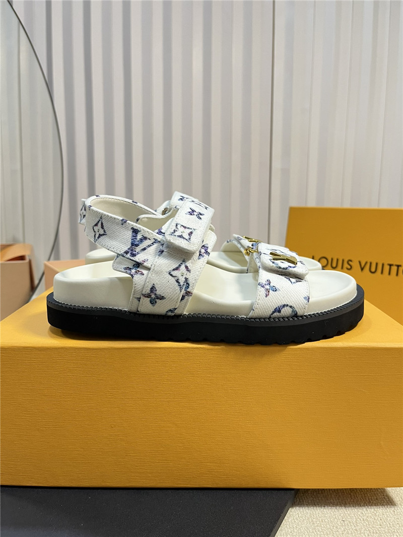 l0vis Vvtt0n lv catwalk style thick sole sandals replica shoes