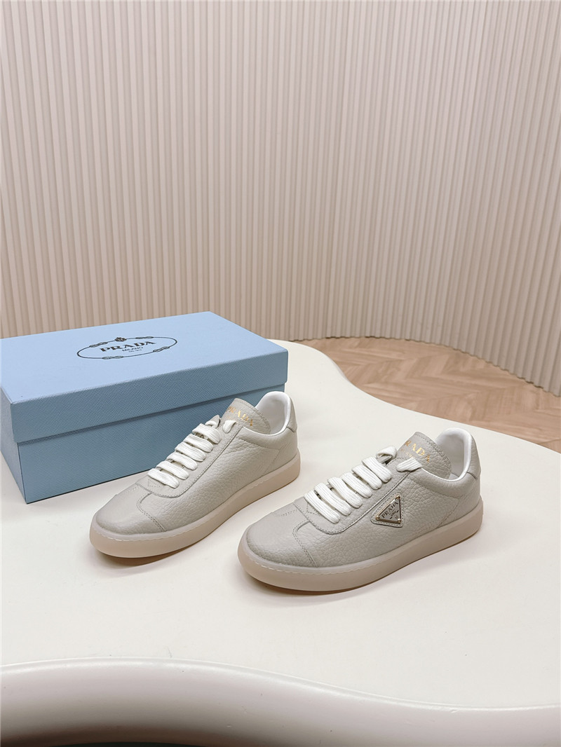 Pra*a gray leather low-top sneakers for women