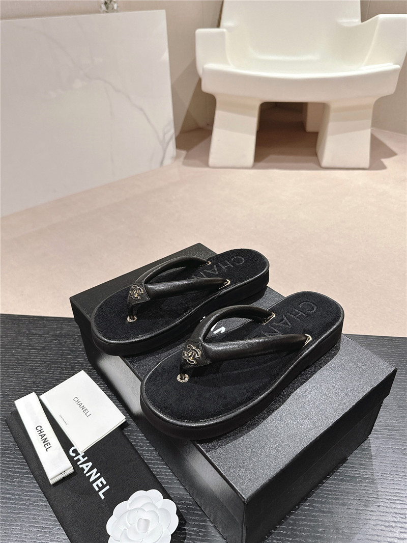 ch**el flip flops ma1s0n Marg*e1a replica shoes