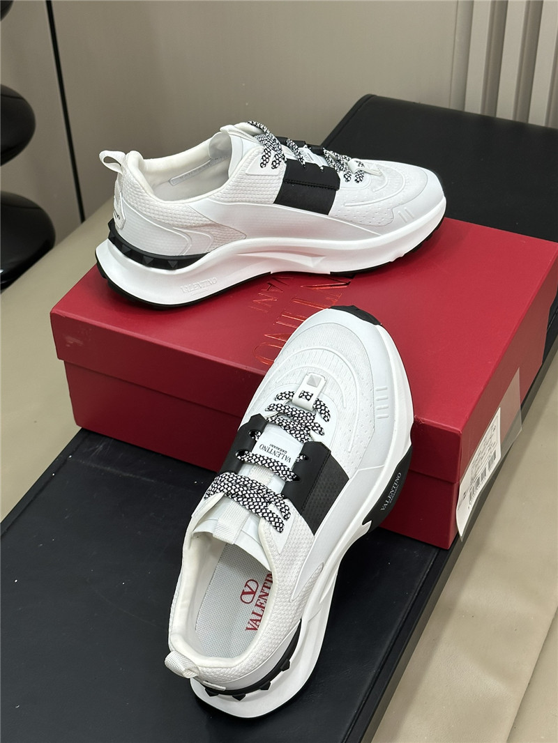 Va1e*ntin0 garavani true act sneakers white