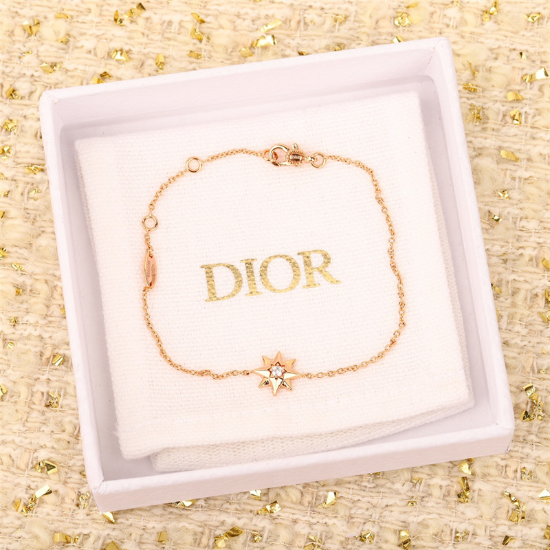 D10r eight-pointed star bracelet