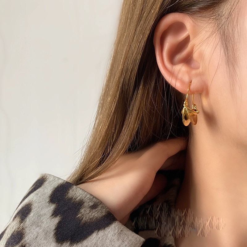Ce1i*e minimalist design earrings
