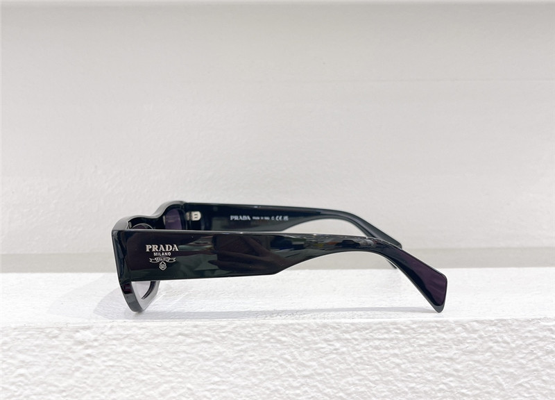 Pra*a new low-key luxury sunglasses