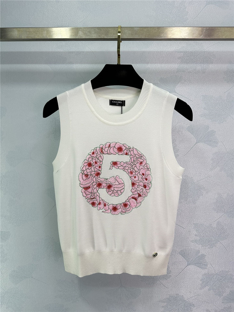 Ch**el camellia knitted top replica d&g clothing