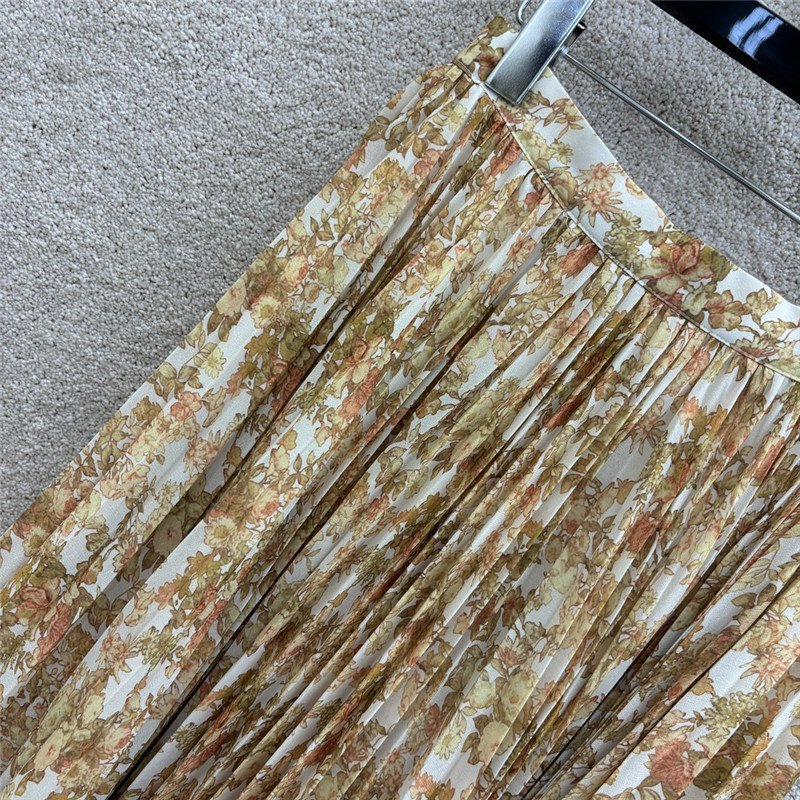 Ce1i*e irregular pleated long skirt replicas clothes