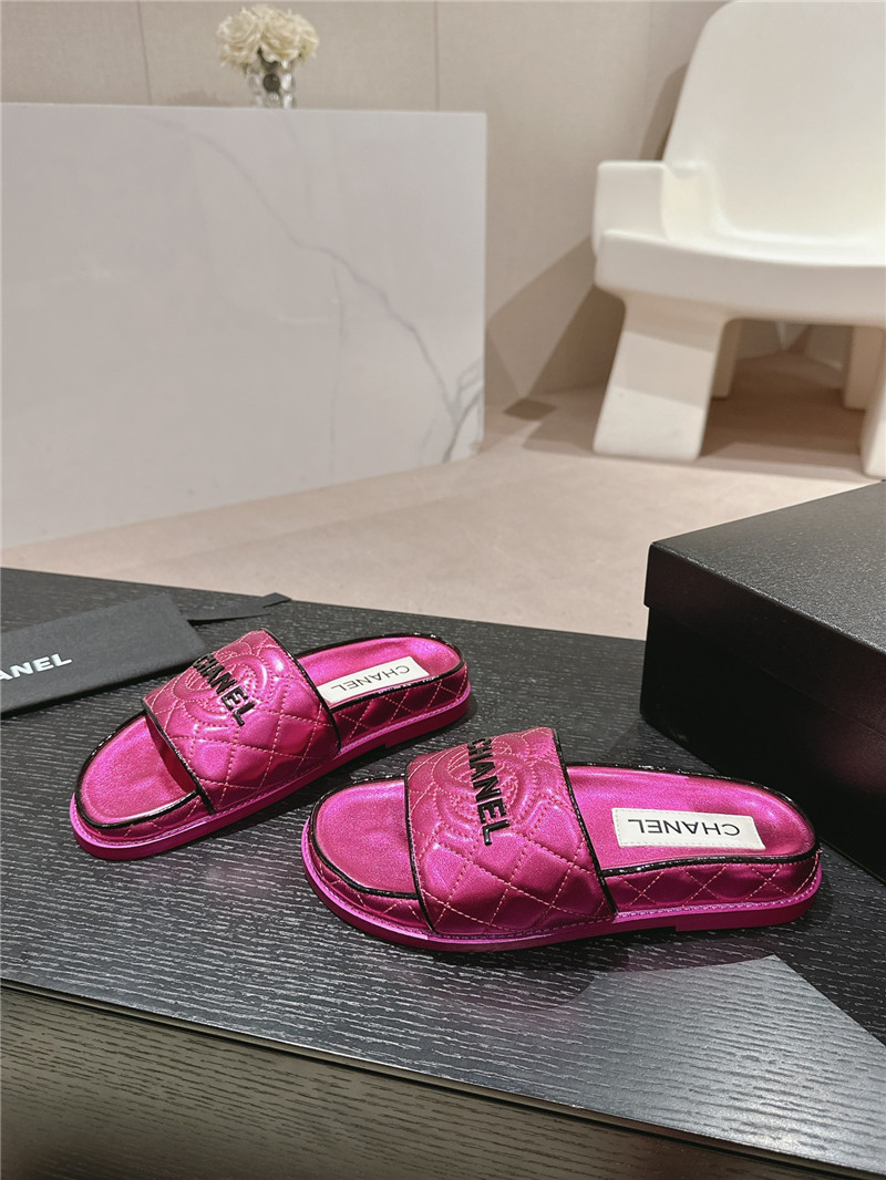 Ch**el fuchsia quilted mules sandals