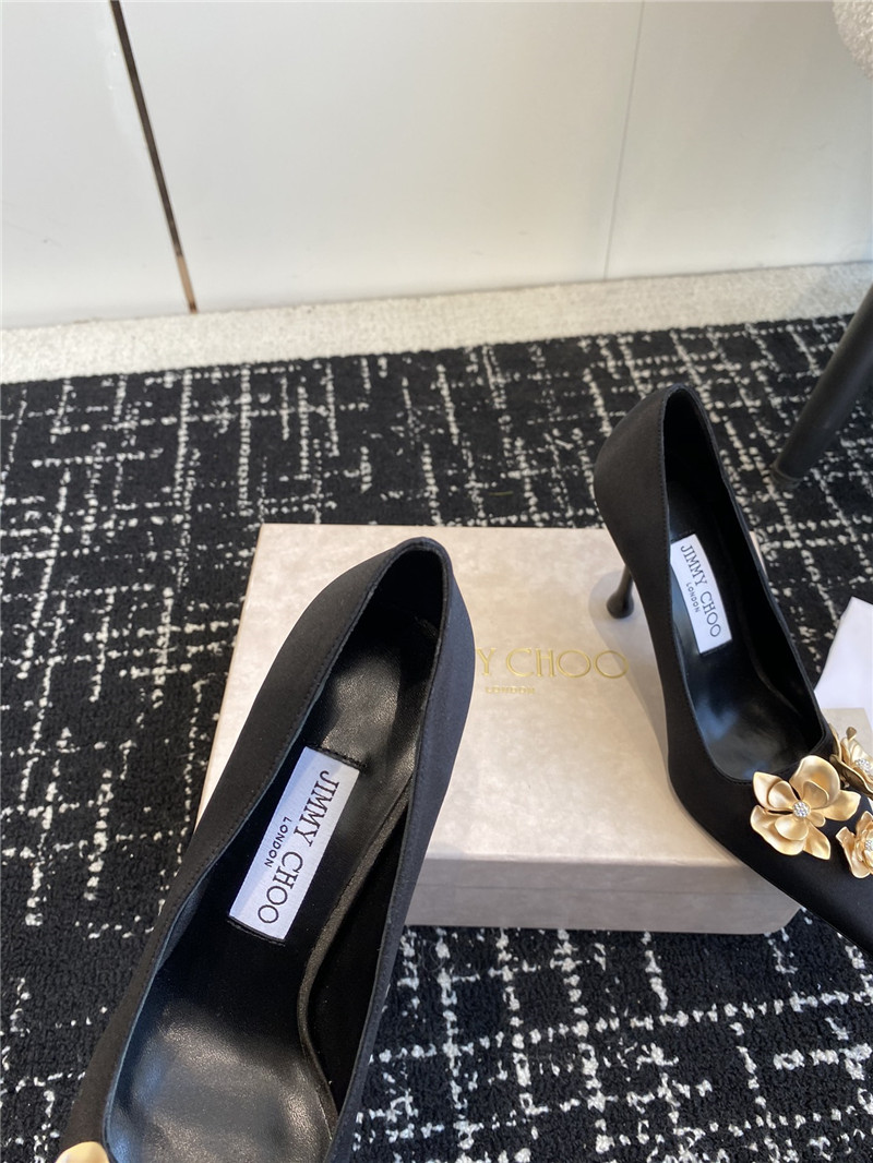 J1m*y Ch00 ixia 95 black satin pumps with floral