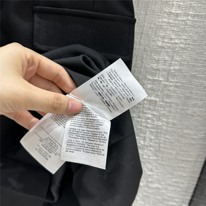 Va1e*ntin0 short sleeve dress replica clothing