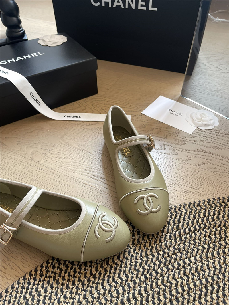Ch**el mary janes green leather ballet flats