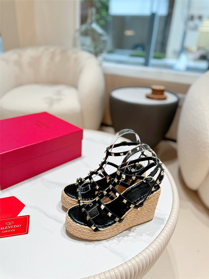 Va1e*ntin0 garavani rockstud wedge sandals