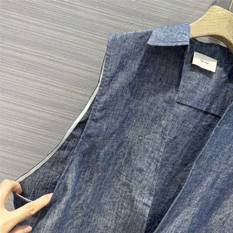 The R0w long vest large shirt replica d&g clothing