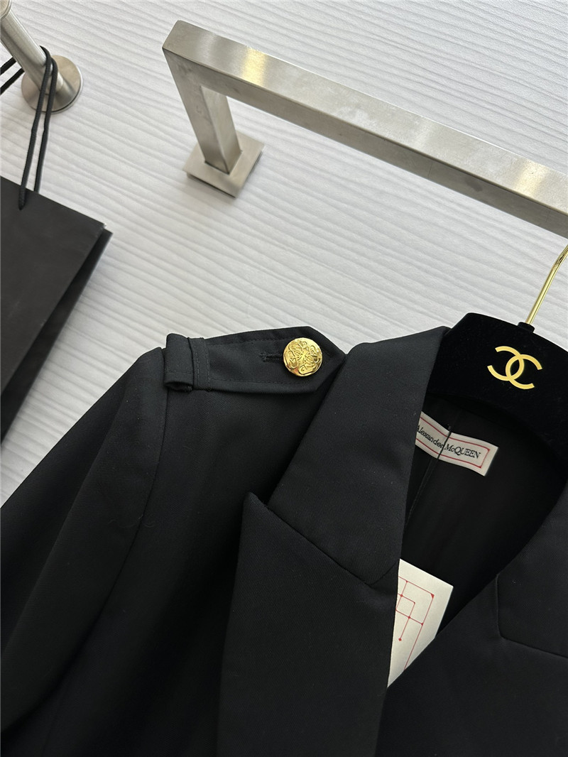 a1exa*der Mcqv*en blazer replica clothes