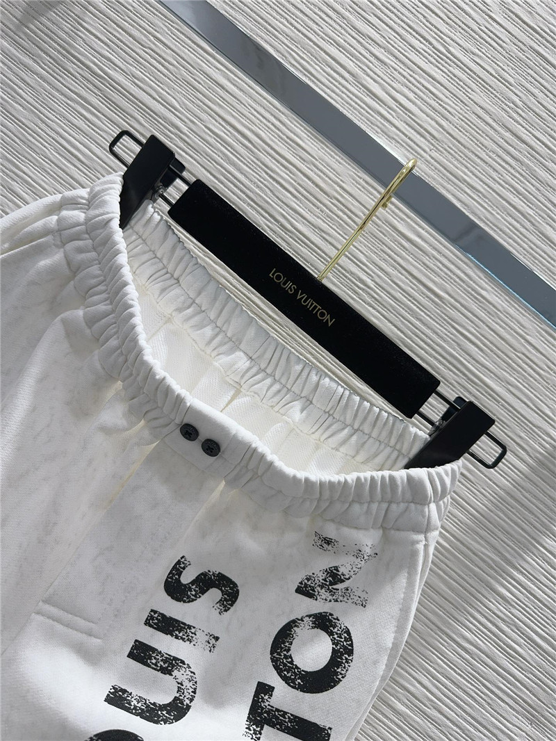 l0vis Vvtt0n white letter print t-shirt sets