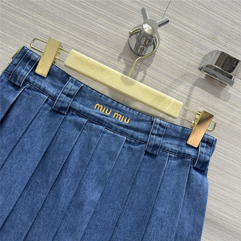 M1um1u soft denim low waist pleated short skirt replica clothes