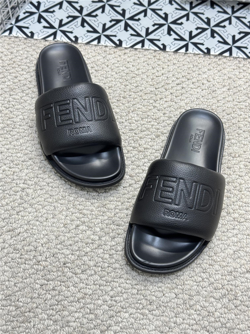F**di roma slides black