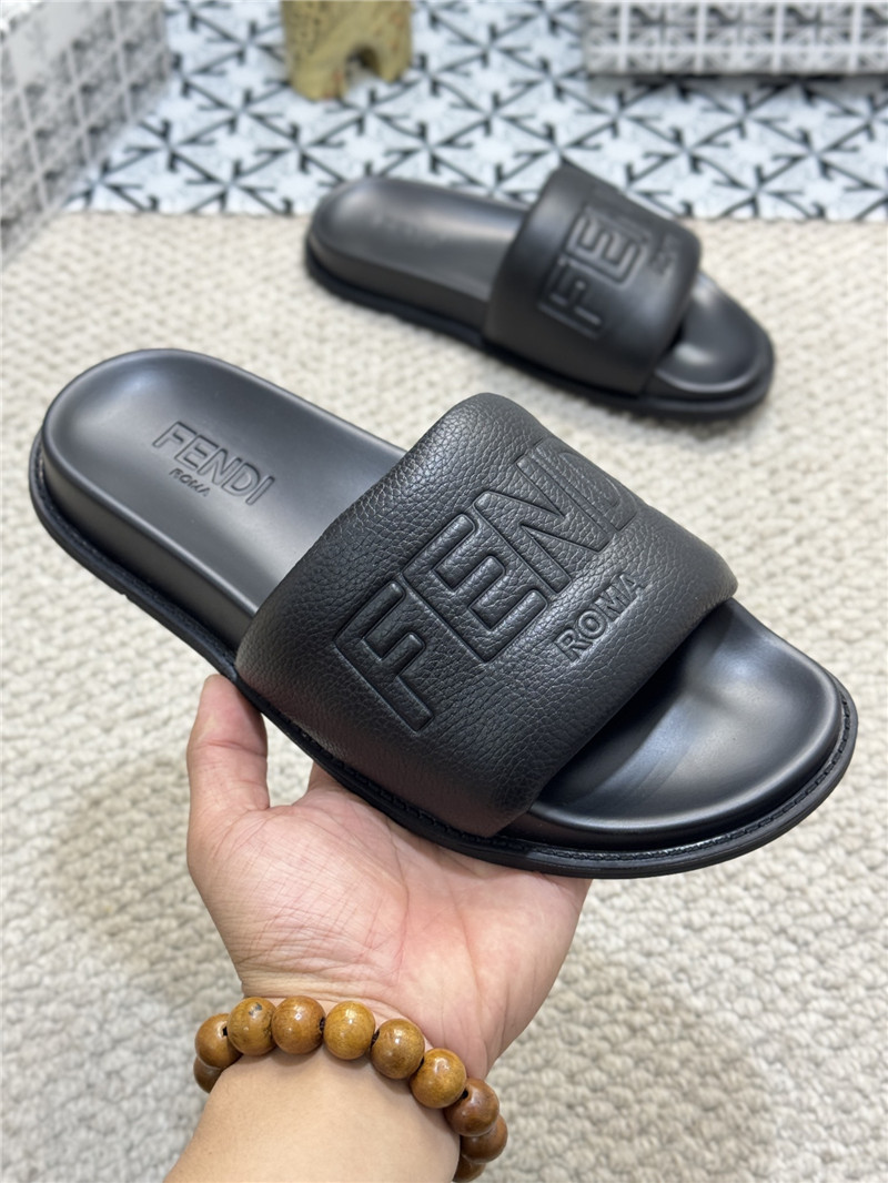 F**di roma slides black