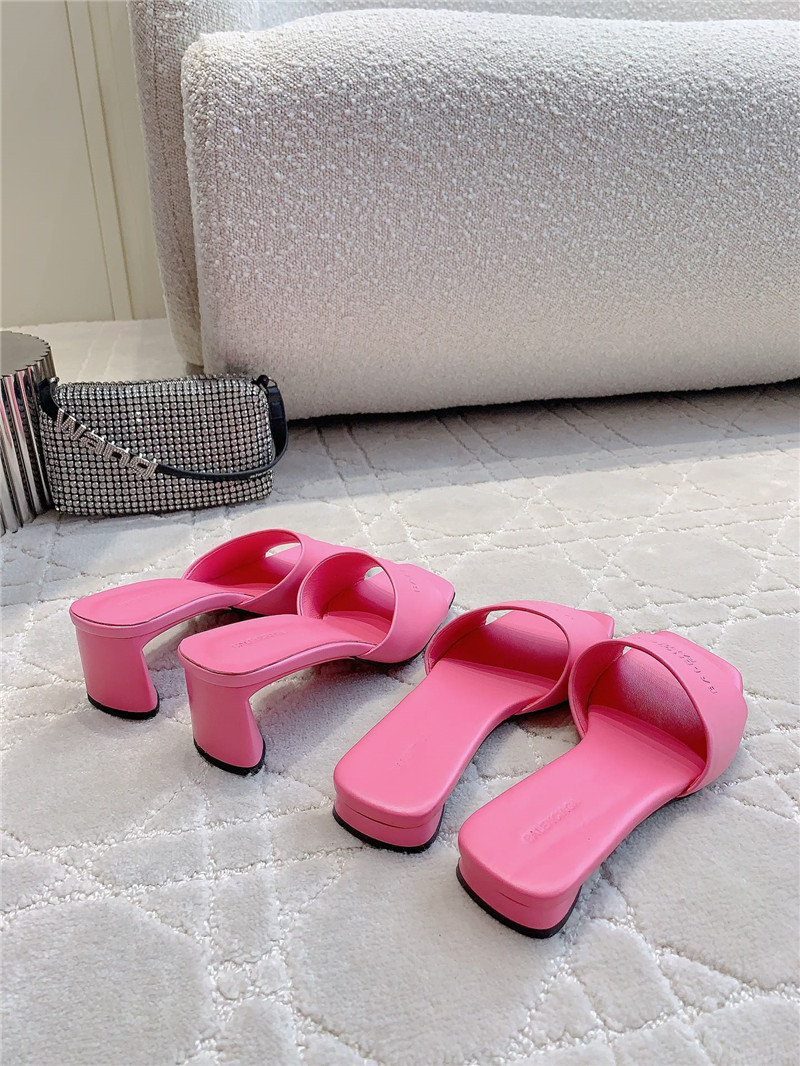 Ba1en*iaga duty free pink women’s sandal