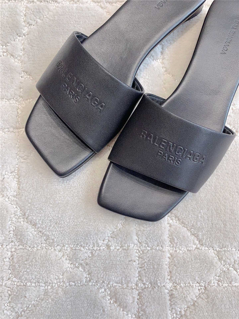 Ba1en*iaga duty free leather logo slide sandals
